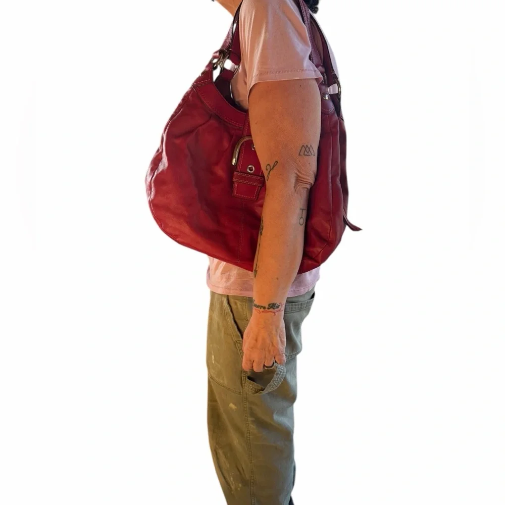 Y2K‎ Coach F15075 Medium Red Leather Hobo Shoulder Bag